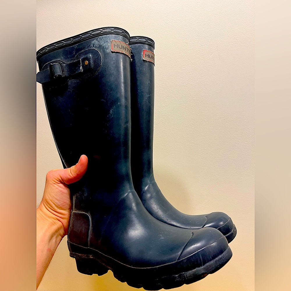 YOUNG HUNTER rain boots navy blue, youth sized US 4M/5F EU 38/36